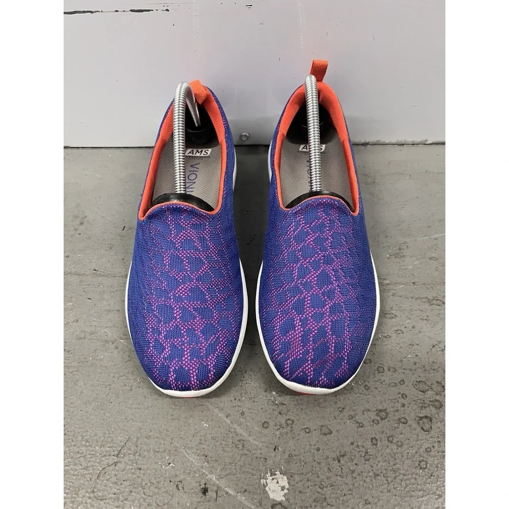 Vionic Agile Hydra Active‎ Slip On Sneakers Womens 9 Purple Orange Animal Print